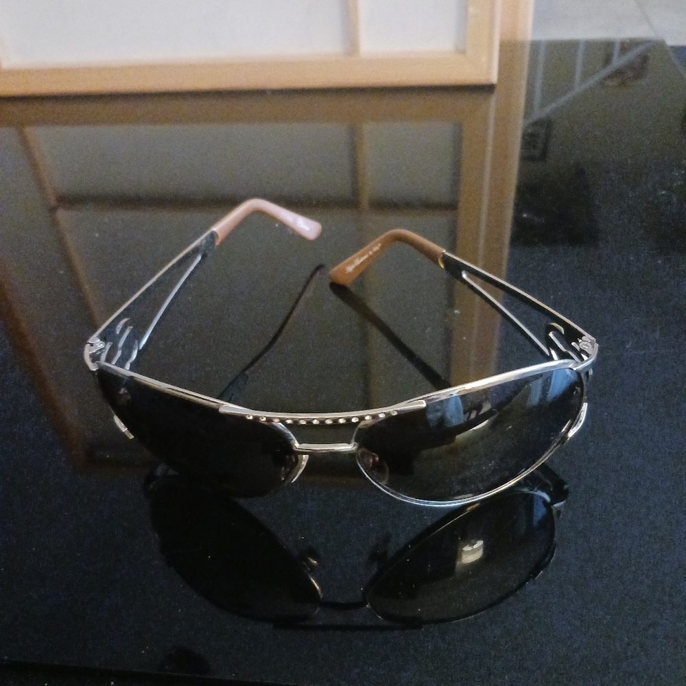 Vintage 80'sApple Bottom, Black and Silver Sunglasses